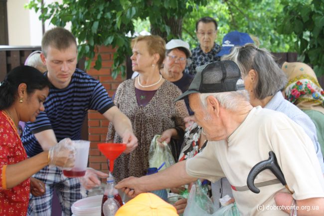 Помощь инвалидам в Украине